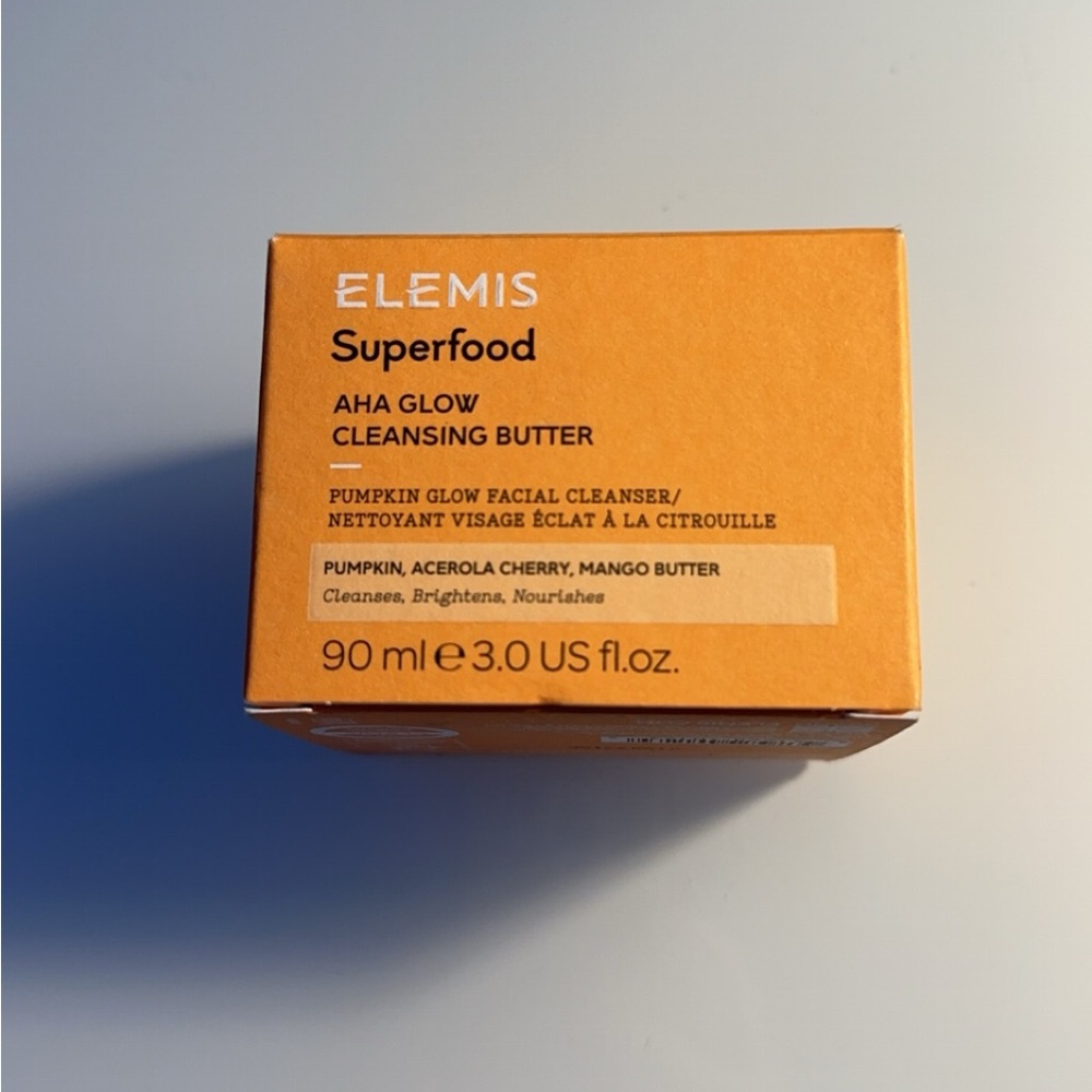 Superfood AHA Glow
Cleansing Butter
